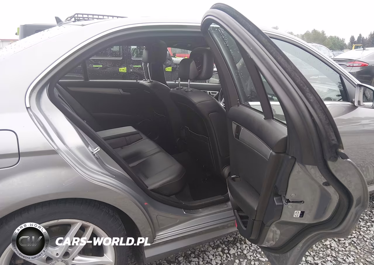 2013 Mercedes-Benz C 250 Sport VIN:WDDGF4HB6DR266012 - 8