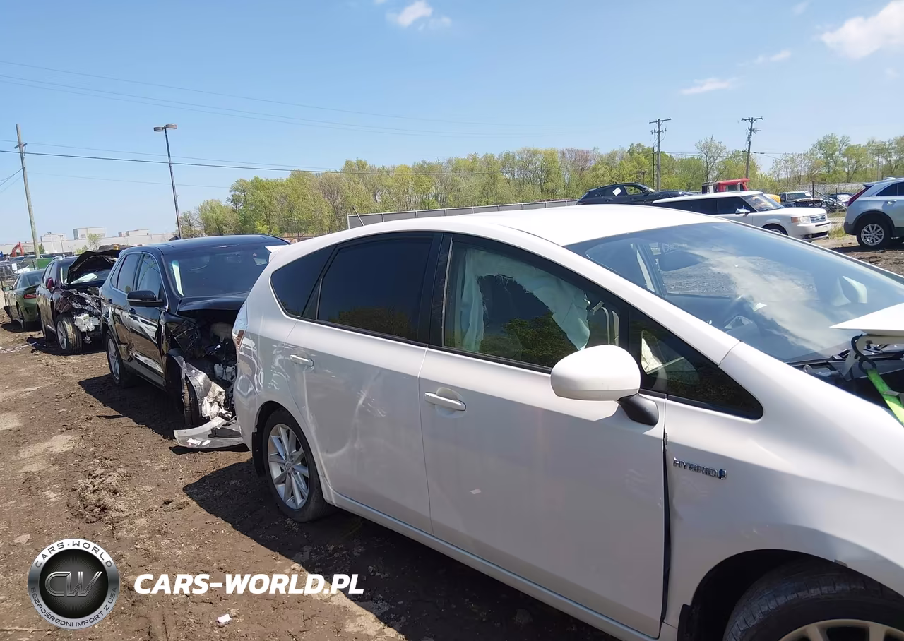 2012 Toyota Prius V Five VIN:JTDZN3EU3C3141458 - 14