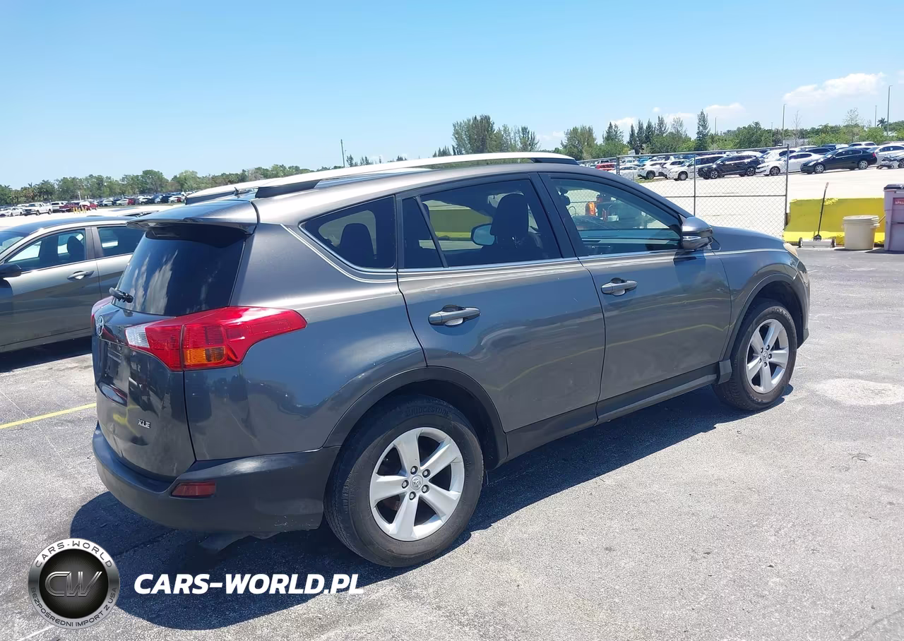 2013 Toyota Rav4 Xle VIN:JTMWFREV4D5010993 - 4
