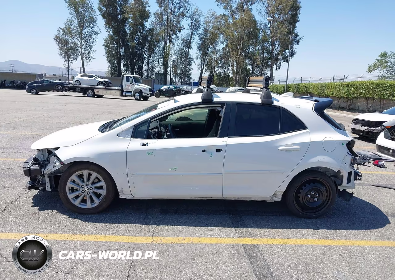 2025 Toyota Corolla Se VIN:JTND4MBE1S3239141 - 15