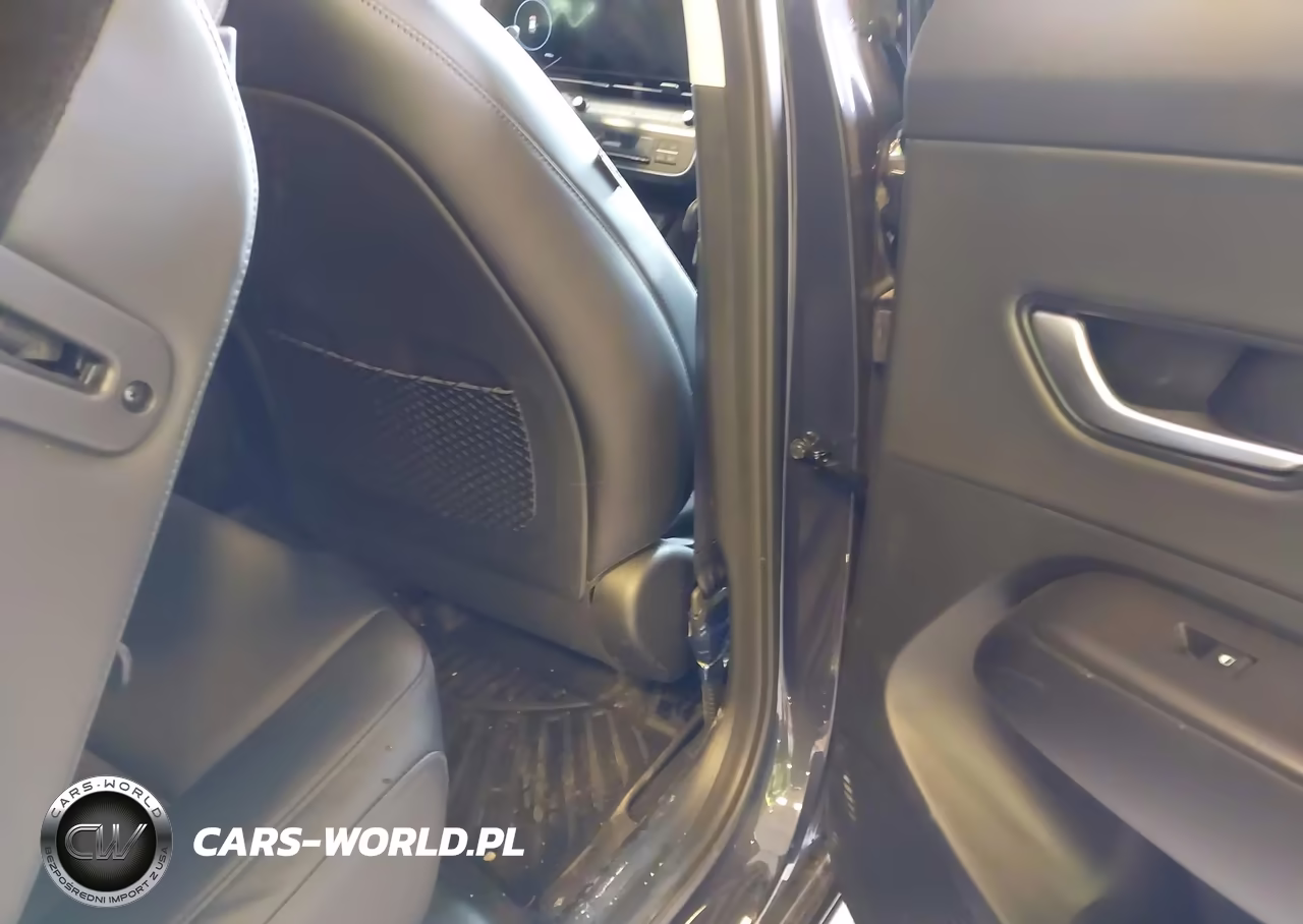 2024 Hyundai Kona Limited VIN:KM8HE3A33RU107009 - 8