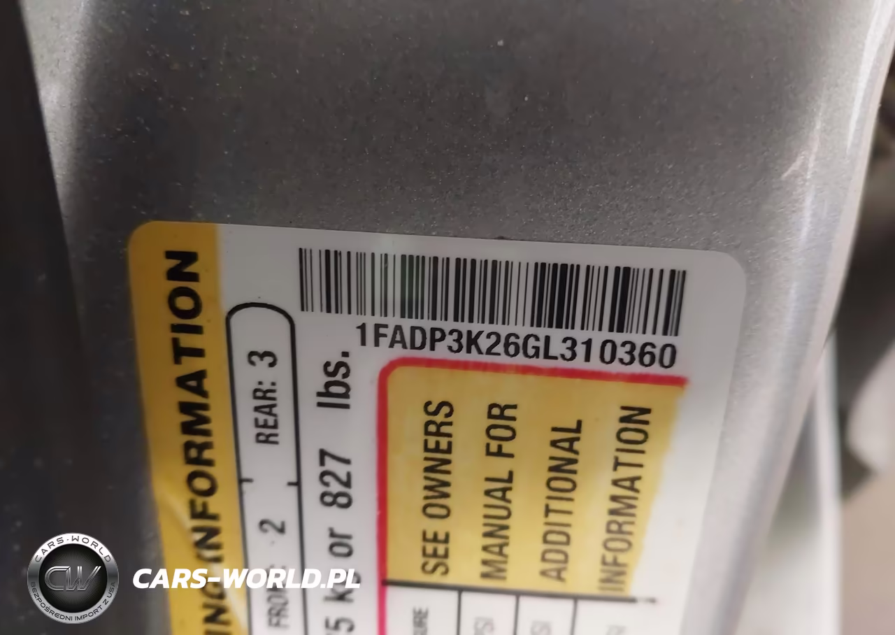 2016 Ford Focus Se VIN:1FADP3K26GL310360 - 9