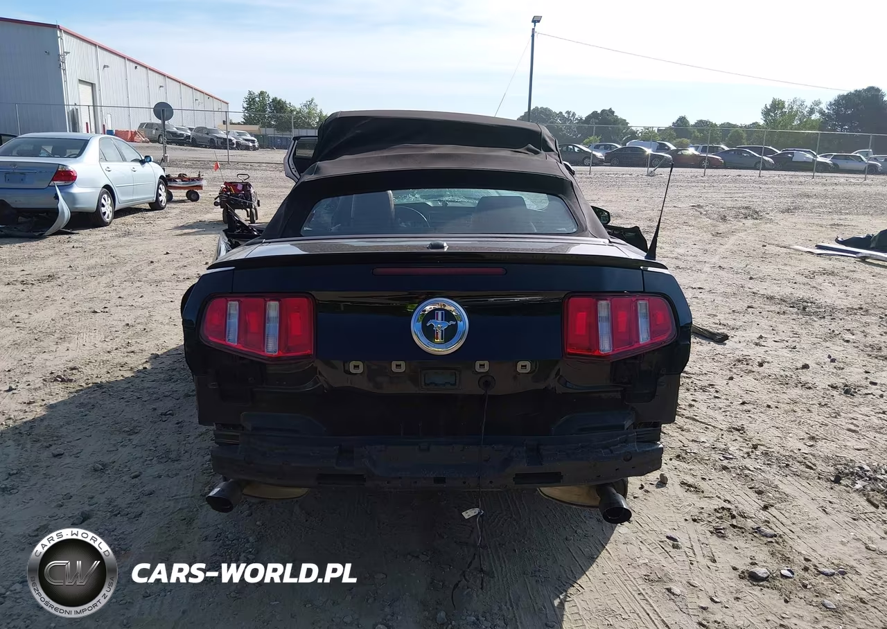 2011 Ford Mustang V6 Premium VIN:1ZVBP8EM7B5115440 - 16