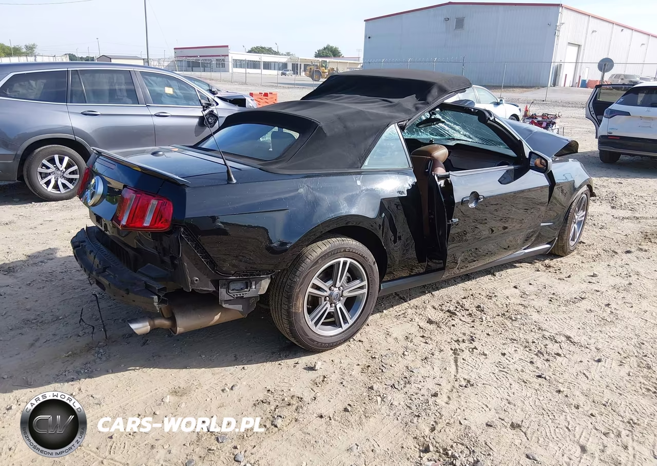 2011 Ford Mustang V6 Premium VIN:1ZVBP8EM7B5115440 - 4