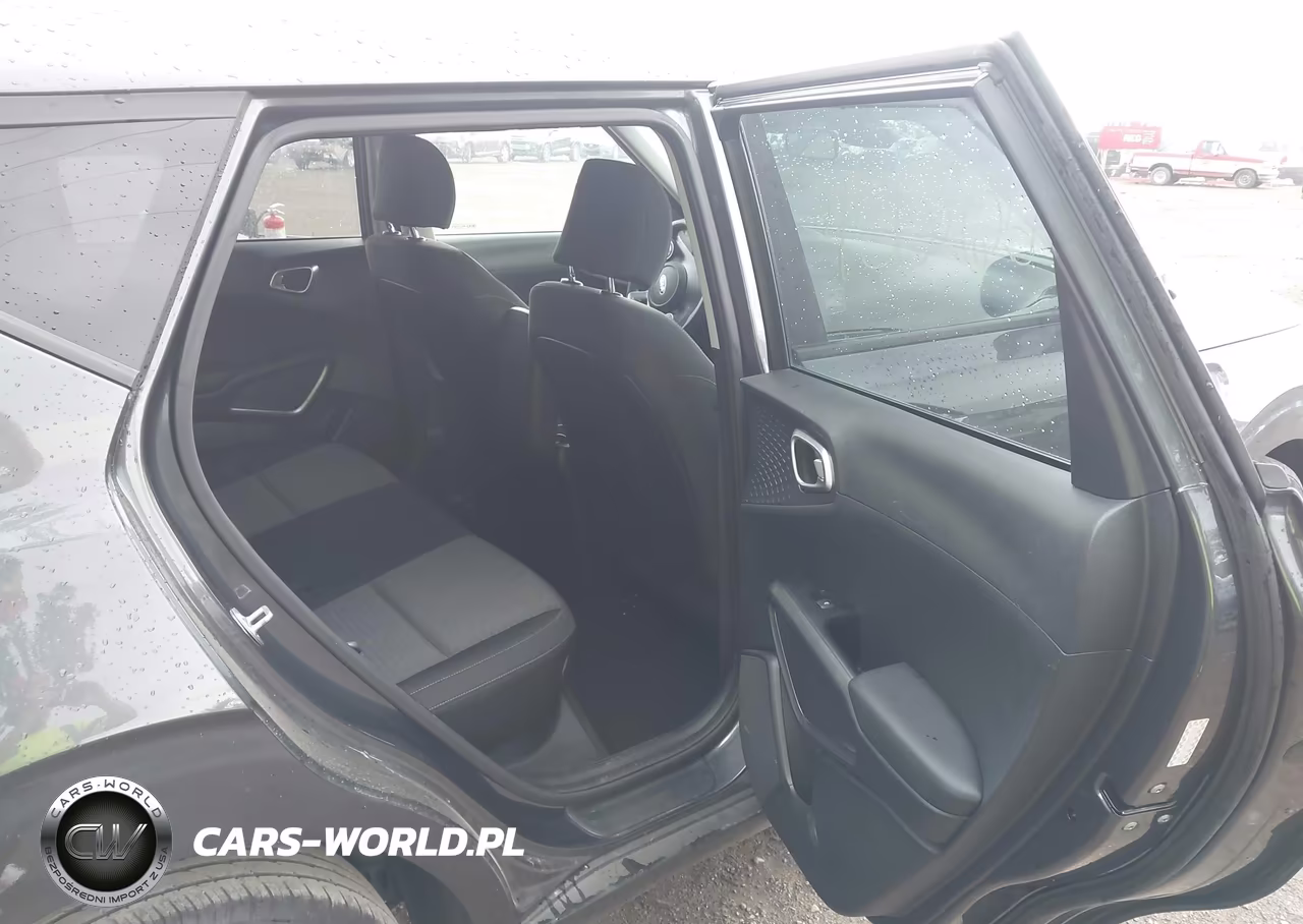 2020 Kia Soul S VIN:KNDJ23AU6L7734249 - 8