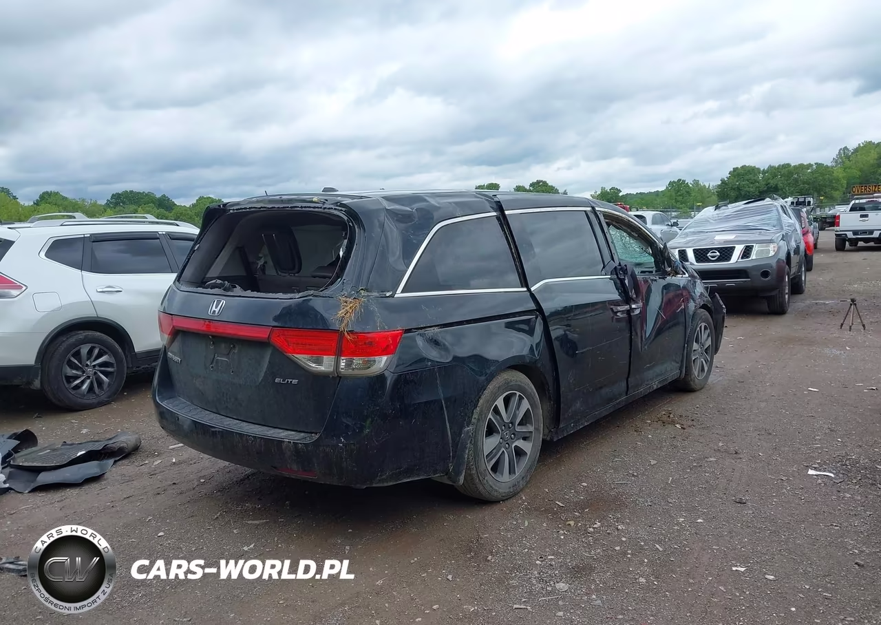 2014 Honda Odyssey Touring-Touring Elite VIN:5FNRL5H95EB107827 - 4