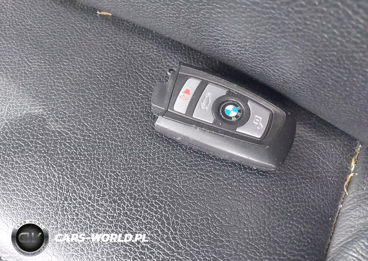 2017 BMW X3 xDrive28I VIN:5UXWX9C52H0D97600 - 11