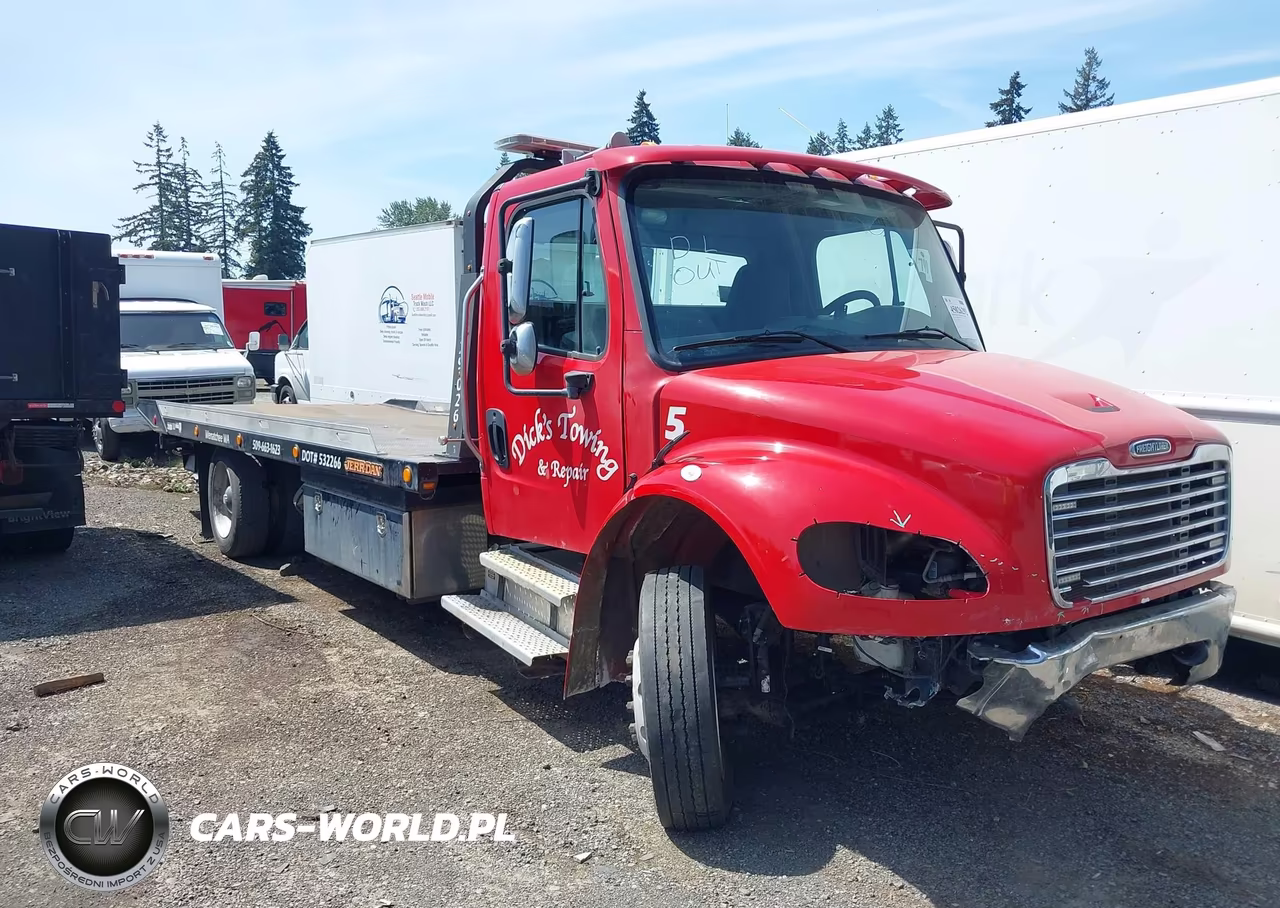 2023 Freightliner M2 106