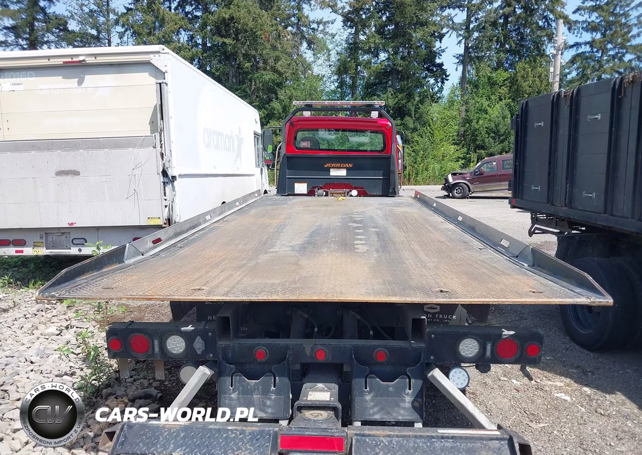 2023 Freightliner M2 106 VIN:3ALACWFC6PDUA3708 - 19