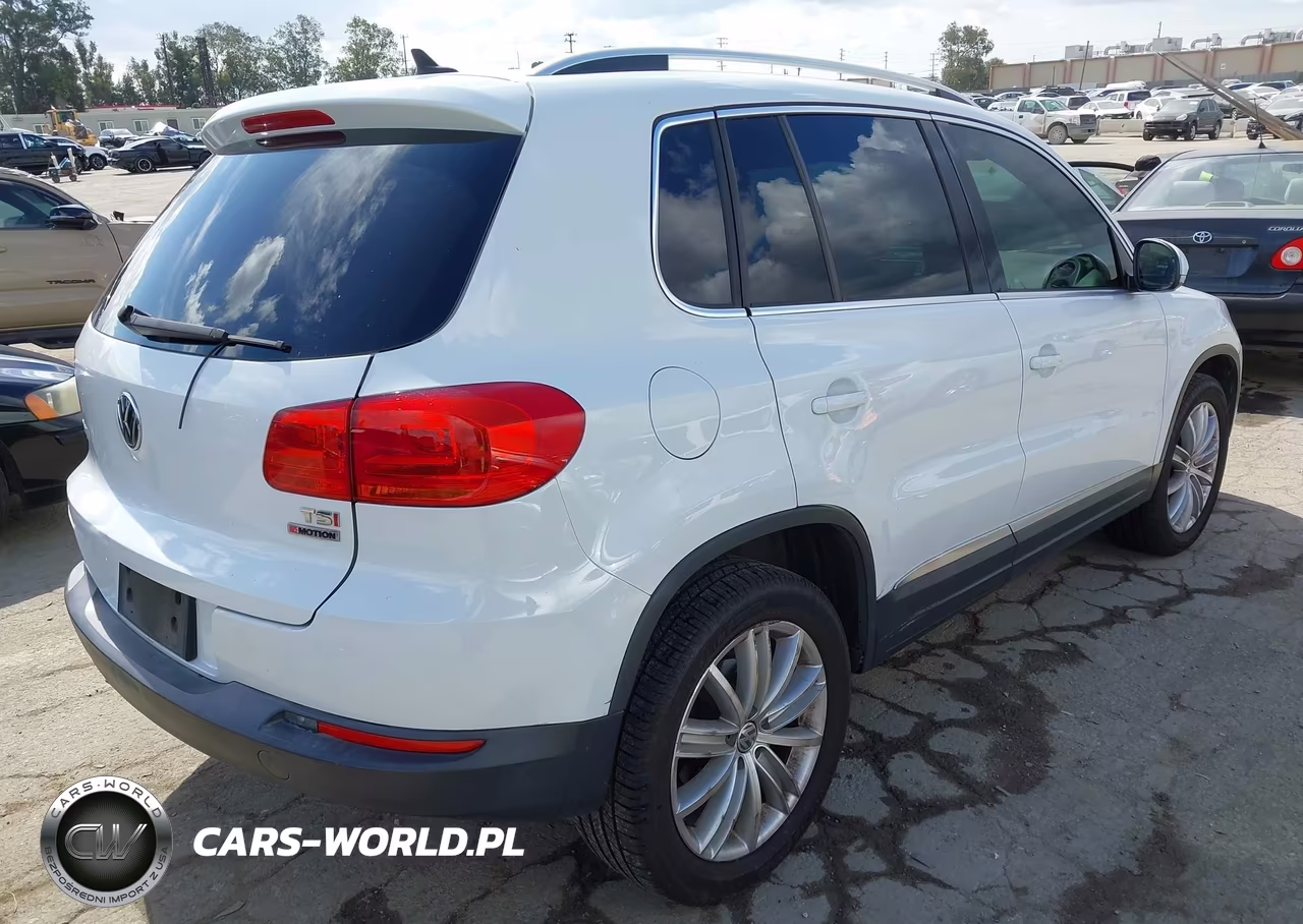 2016 Volkswagen Tiguan Se VIN:WVGBV7AX0GW533936 - 4