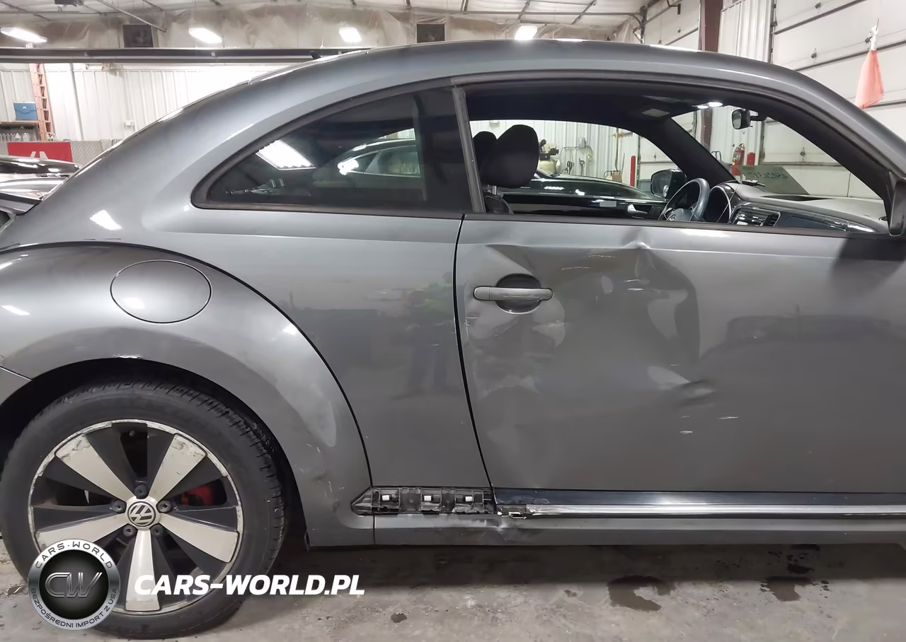 2012 Volkswagen Beetle 2.0T VIN:3VWV67AT8CM617134 - 19