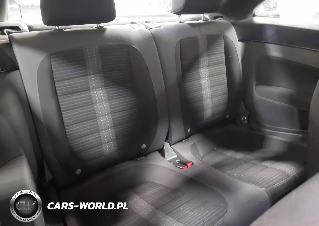 2012 Volkswagen Beetle 2.0T VIN:3VWV67AT8CM617134 - 8