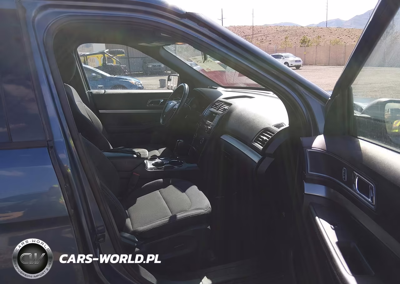 2019 Ford Explorer Xlt VIN:1FM5K7DH5KGB54122 - 5