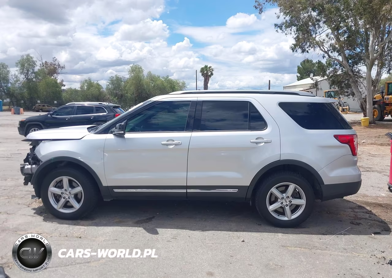 2016 Ford Explorer Xlt VIN:1FM5K8D88GGB13626 - 14