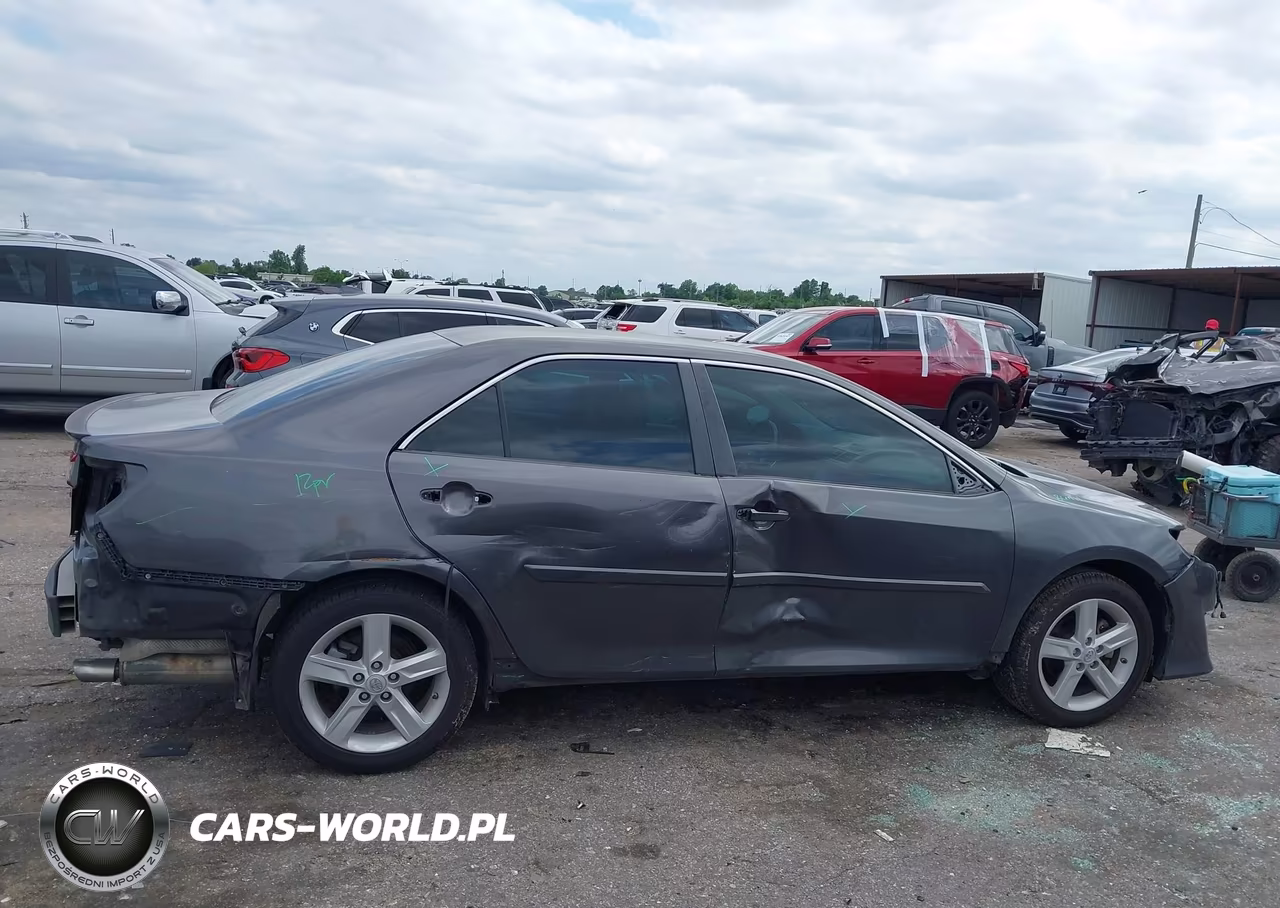 2014 Toyota Camry Se VIN:4T1BF1FKXEU762950 - 13