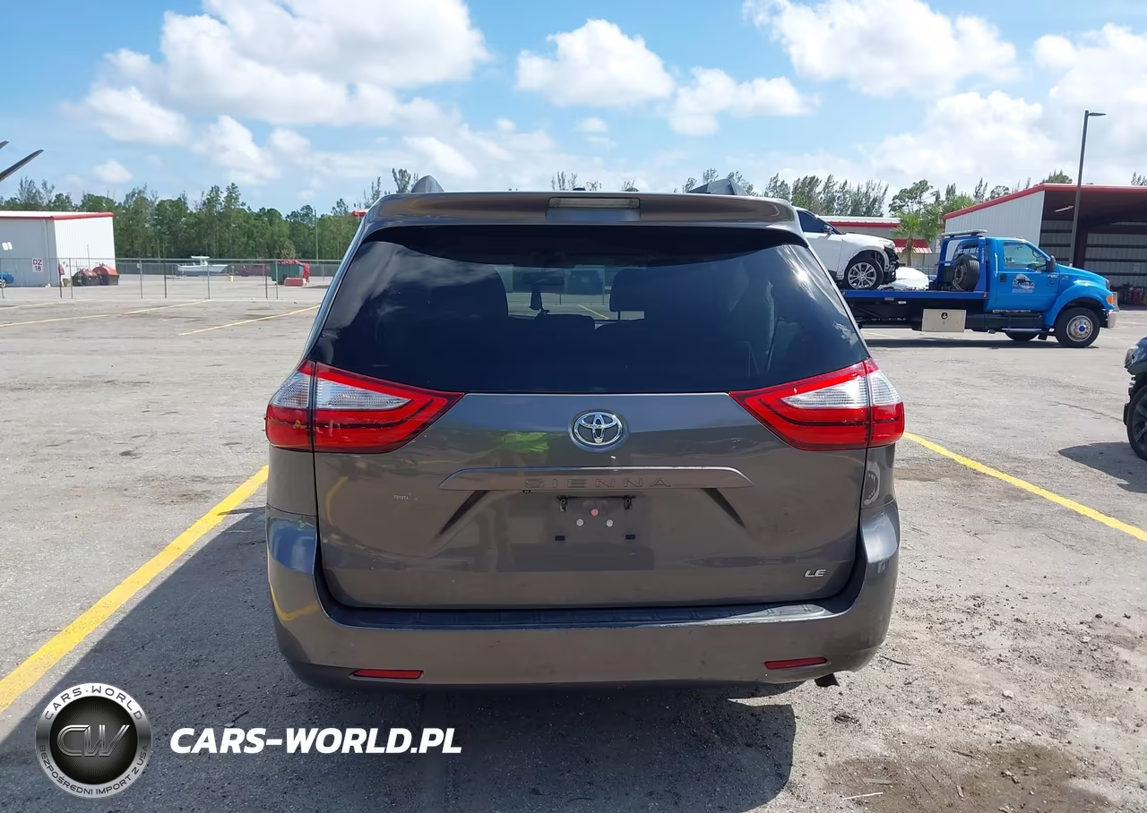 2015 Toyota Sienna Le 8 Passenger VIN:5TDKK3DC1FS529410 - 16