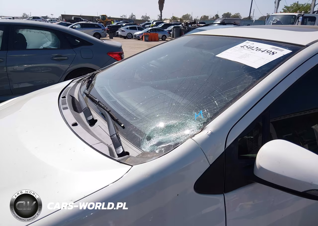 2014 Toyota Prius C Four VIN:JTDKDTB39E1075318 - 6