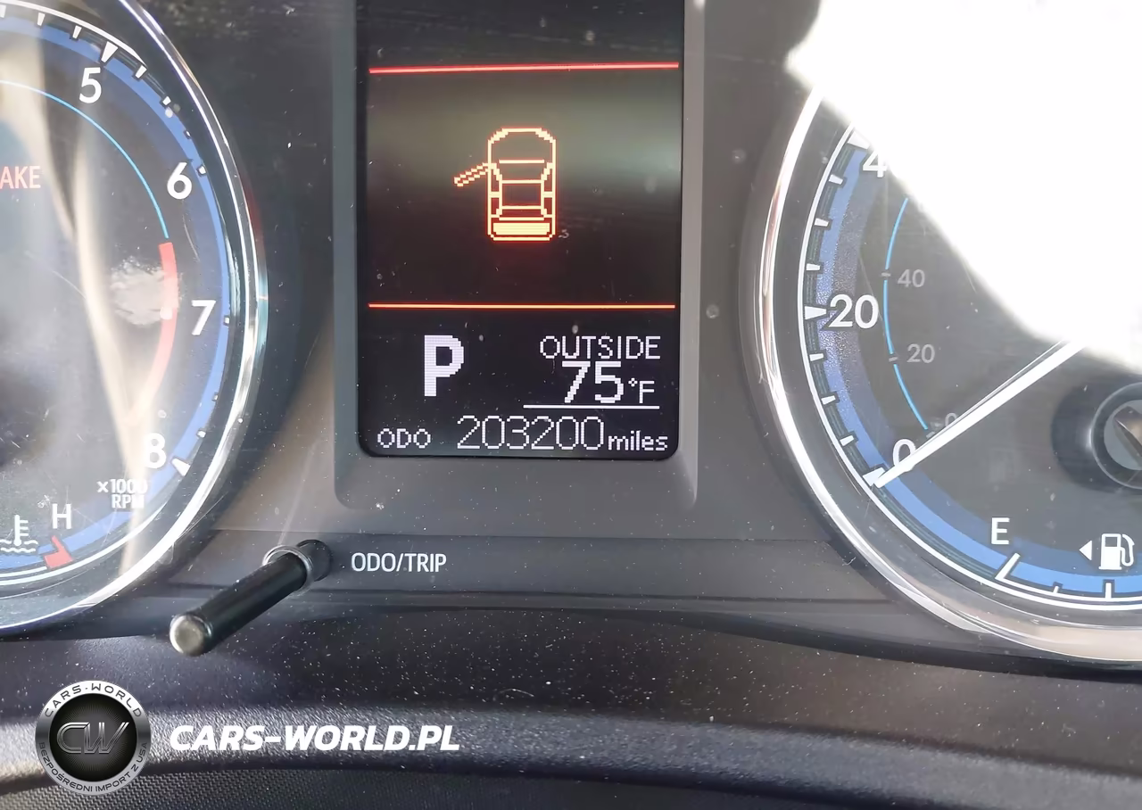 2019 Toyota Corolla Le VIN:2T1BURHE1KC240071 - 16