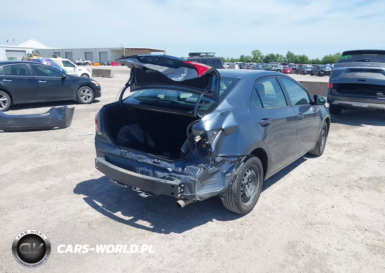 2019 Toyota Corolla Le VIN:2T1BURHE1KC240071 - 4