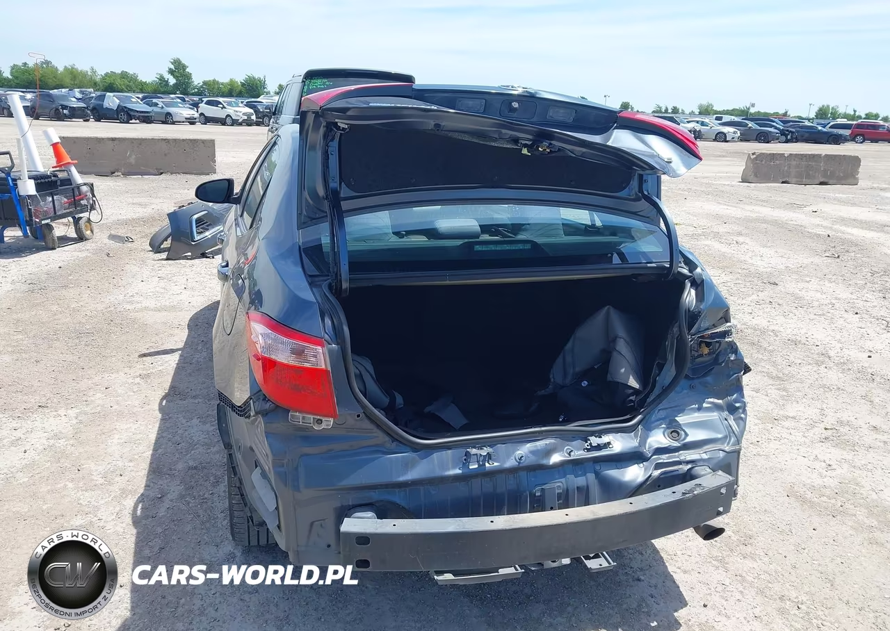 2019 Toyota Corolla Le VIN:2T1BURHE1KC240071 - 6