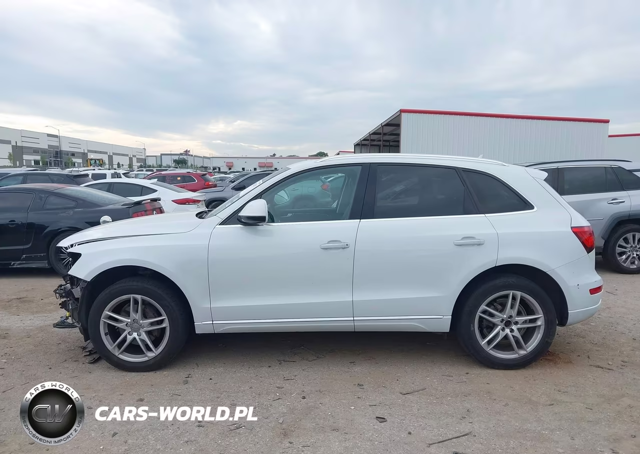 2016 Audi Q5 2.0T Premium VIN:WA1L2AFP3GA113652 - 14