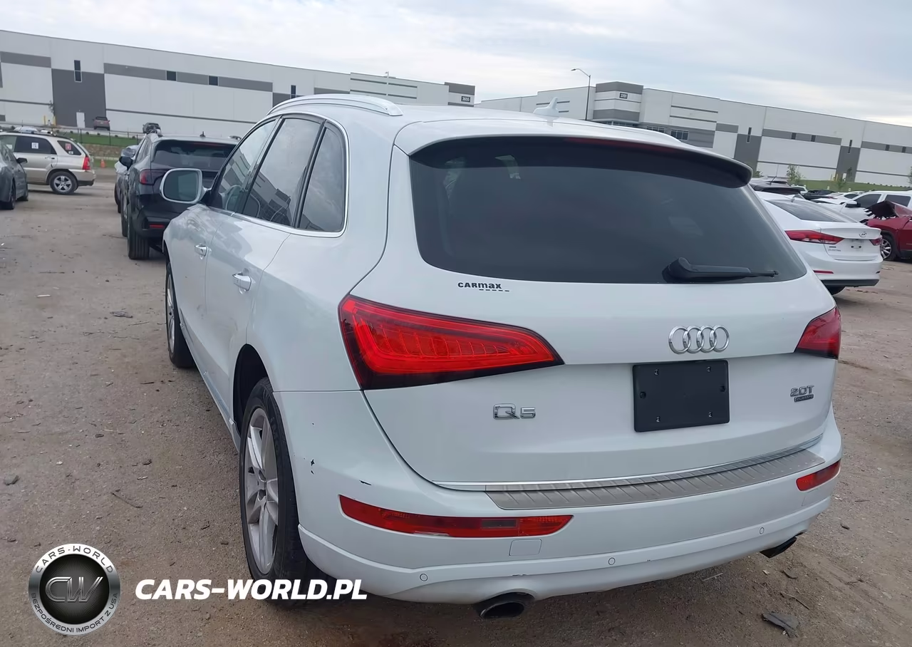 2016 Audi Q5 2.0T Premium VIN:WA1L2AFP3GA113652 - 3