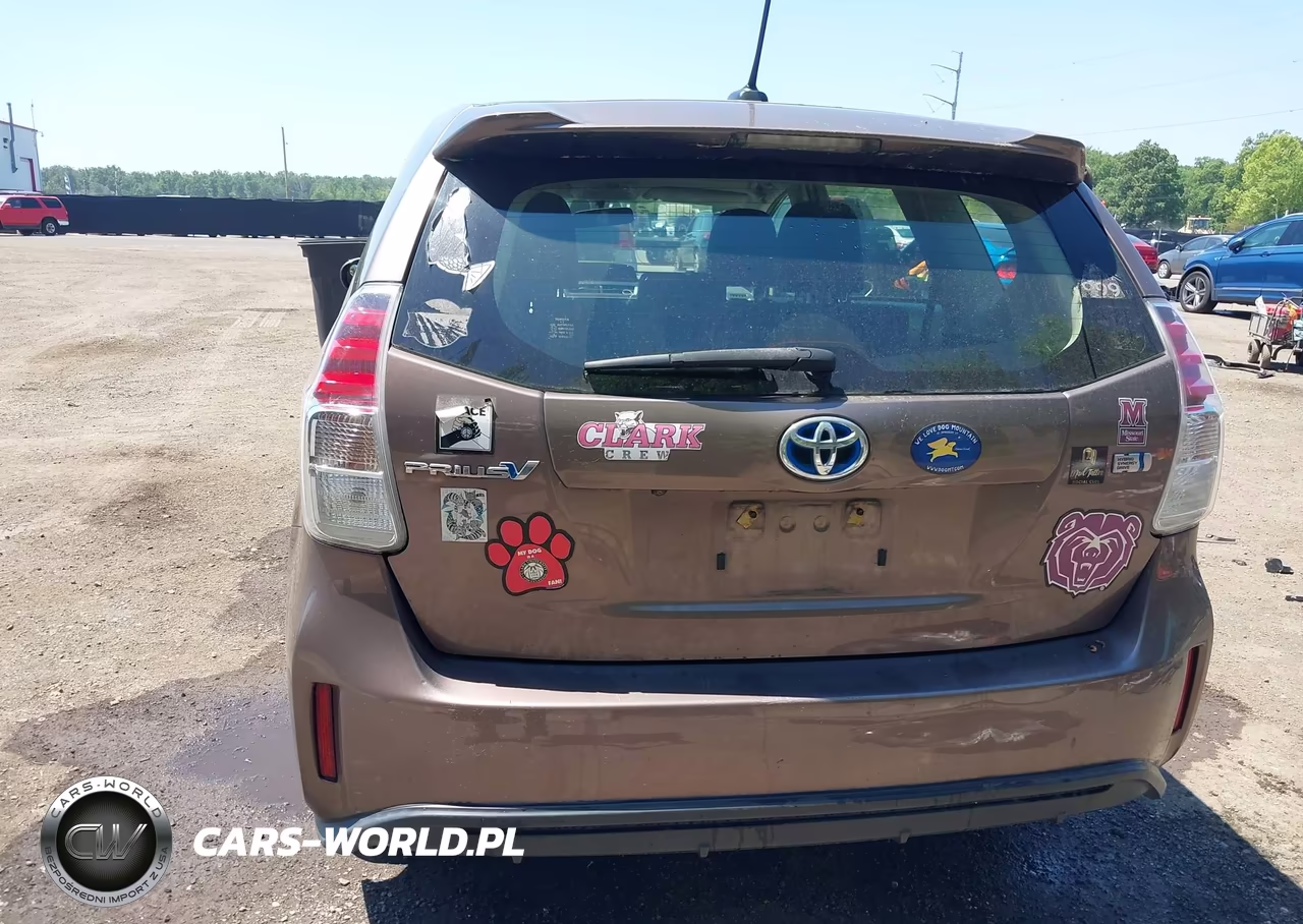2015 Toyota Prius V Three VIN:JTDZN3EU9FJ016822 - 17