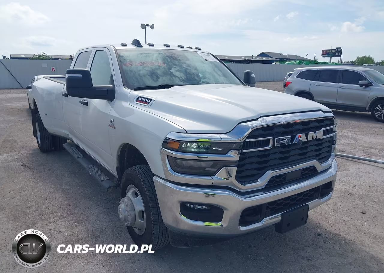 2026 Ram 3500 Tradesman 4X4 8' Box – zdjęcie 1 z 16