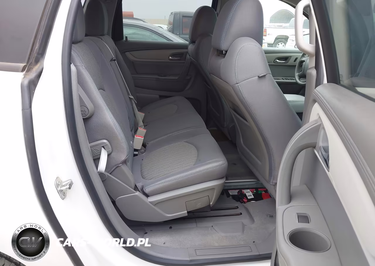 2015 Chevrolet Traverse Ls VIN:1GNKRFED0FJ331569 - 8