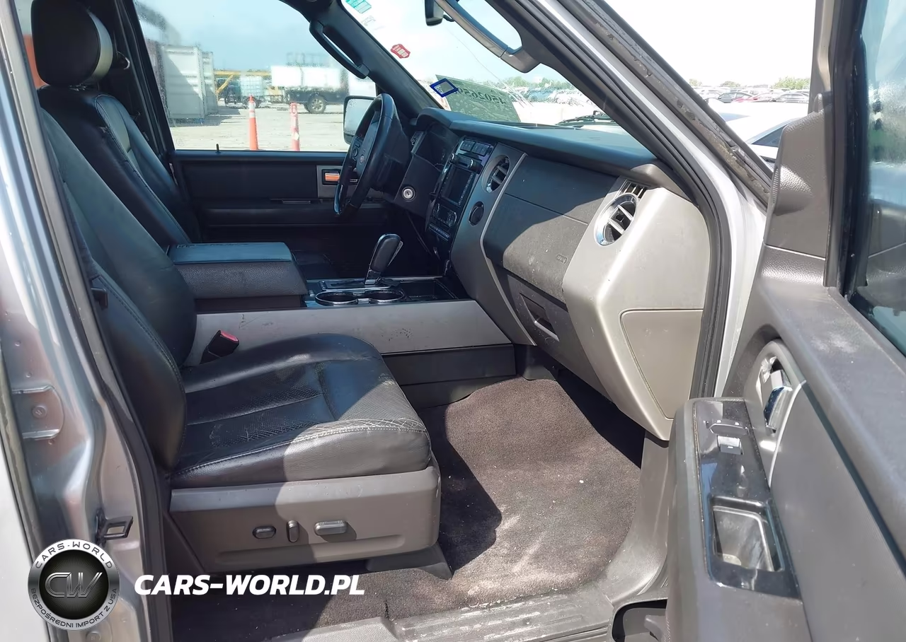2011 Ford Expedition Limited VIN:1FMJU1K55BEF26049 - 8