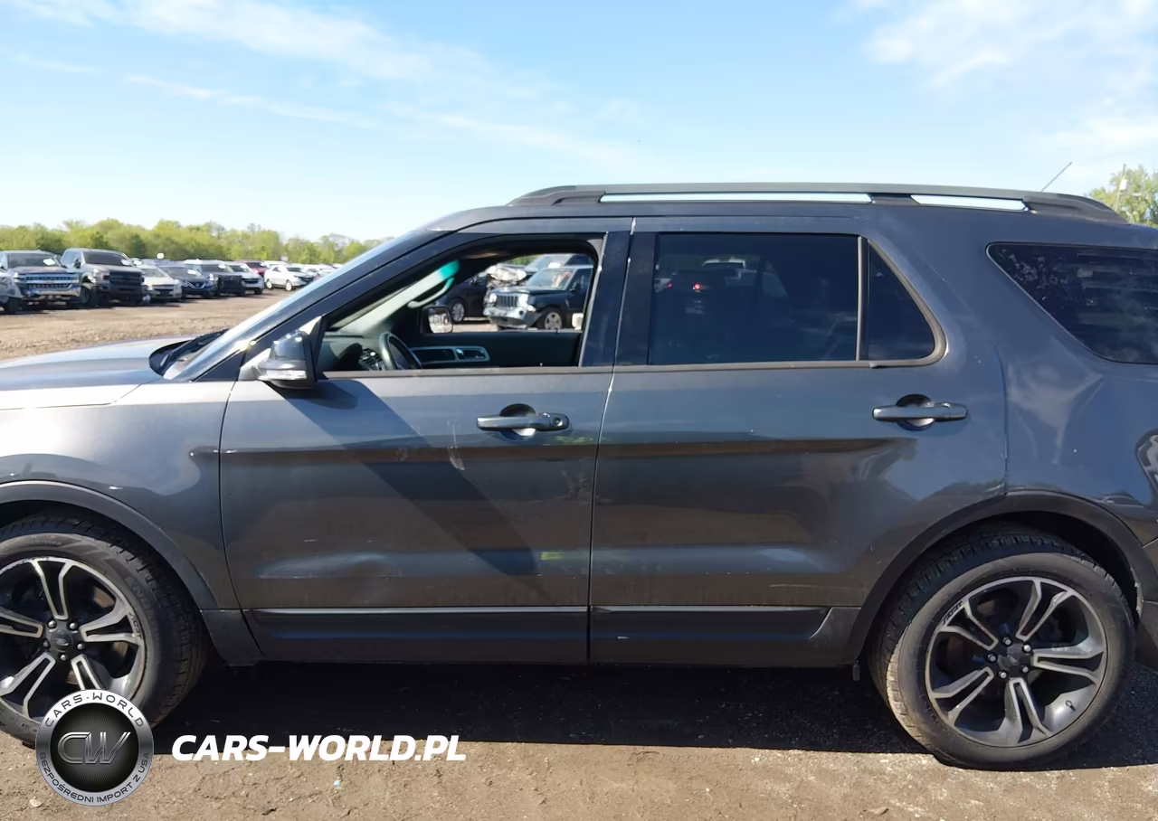 2015 Ford Explorer Sport VIN:1FM5K8GTXFGB88262 - 13
