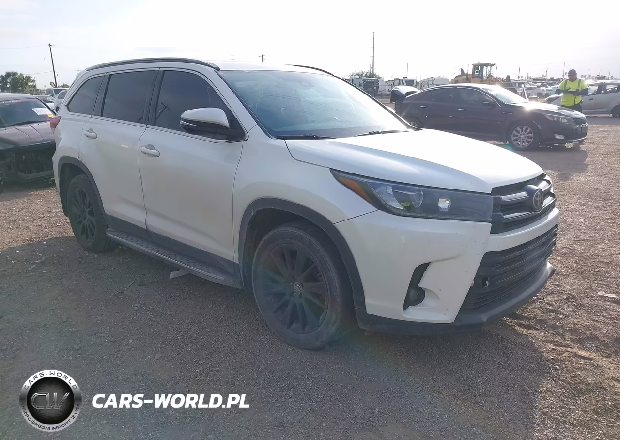 2019 Toyota Highlander Se – zdjęcie 1 z 16