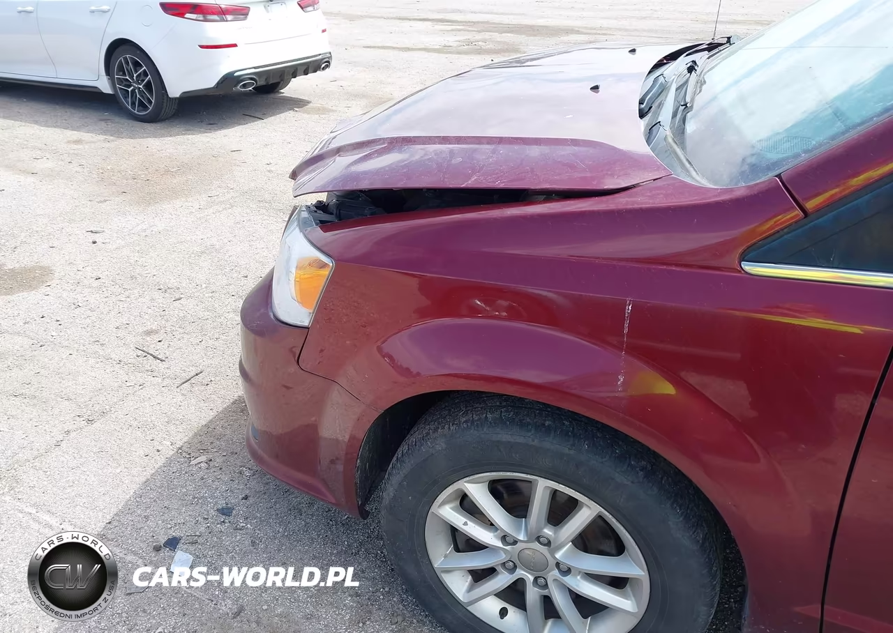 2019 Dodge Grand Caravan Sxt VIN:2C4RDGCGXKR558900 - 6