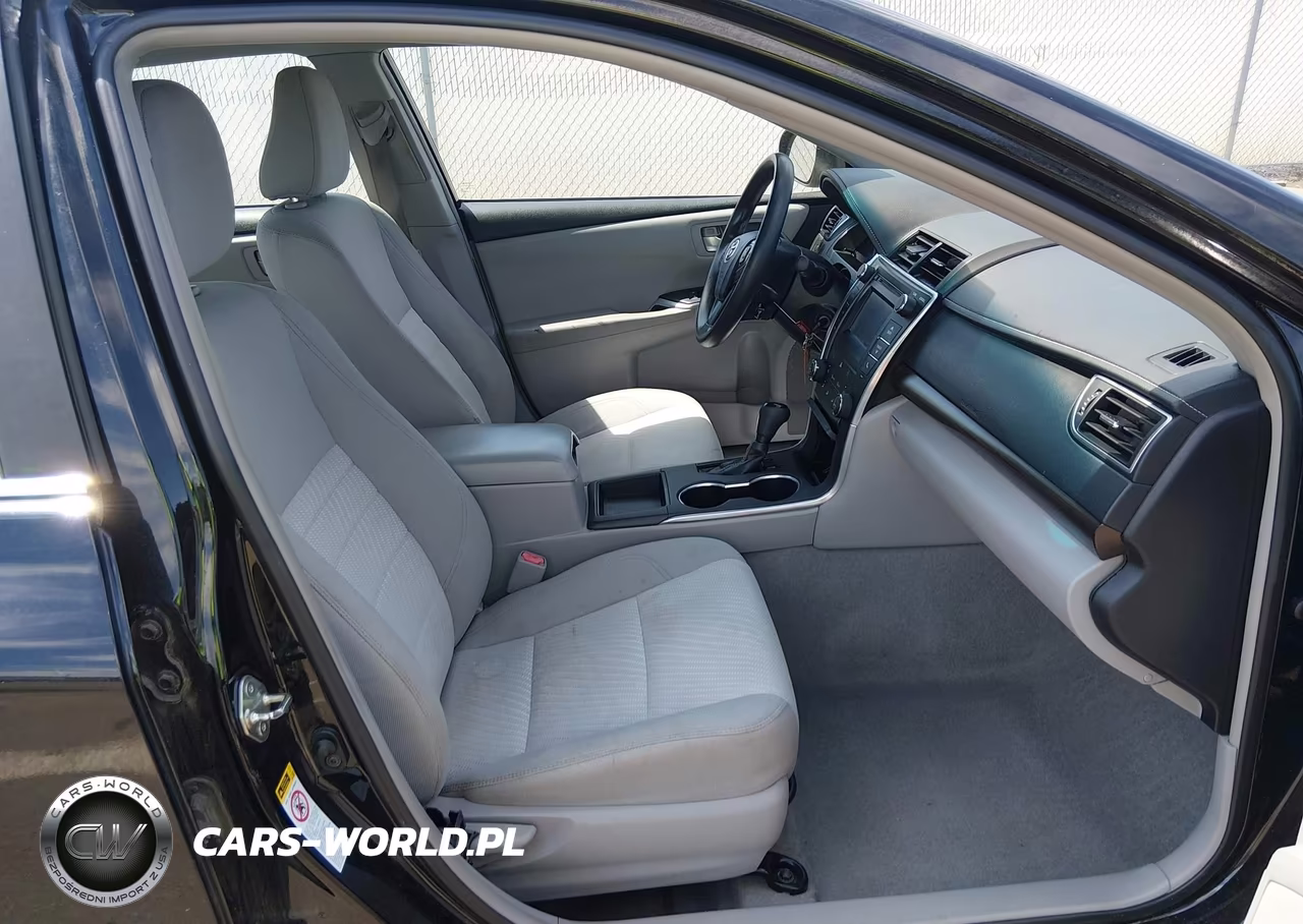 2016 Toyota Camry Le VIN:4T1BF1FK6GU126822 - 5