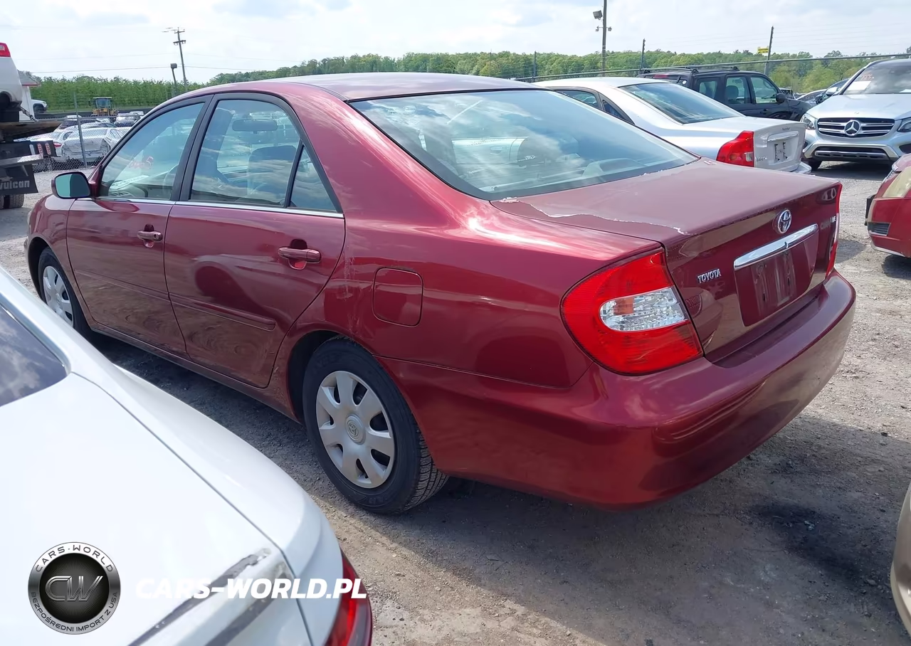 2002 Toyota Camry Le VIN:4T1BE32K72U083959 - 3