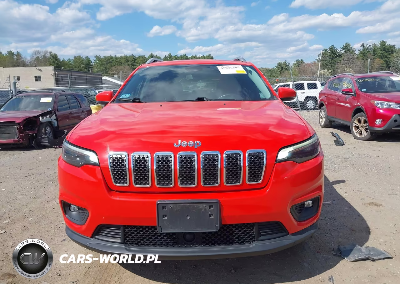 2021 Jeep Cherokee Latitude Plus 4X4 VIN:1C4PJMLB4MD114632 - 12