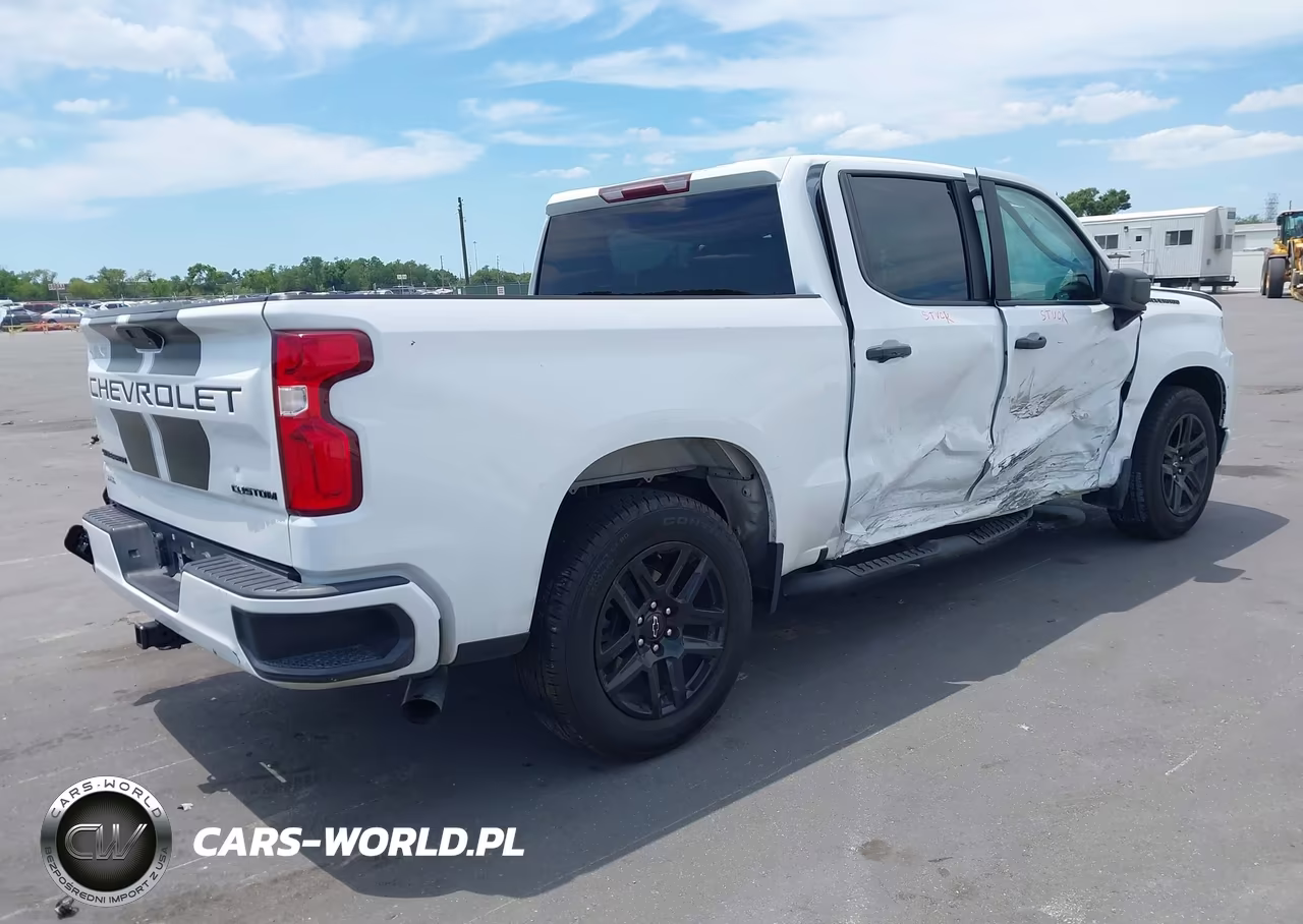 2021 Chevrolet Silverado 1500 2Wd Short Bed Custom VIN:1GCPWBEK9MZ254813 - 4