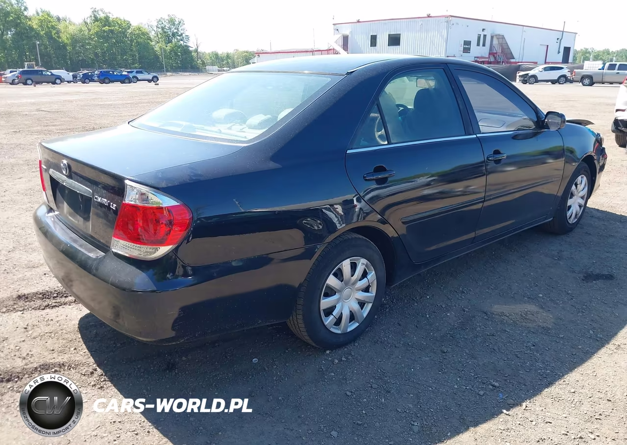 2006 Toyota Camry Le VIN:4T1BE32K36U672710 - 4
