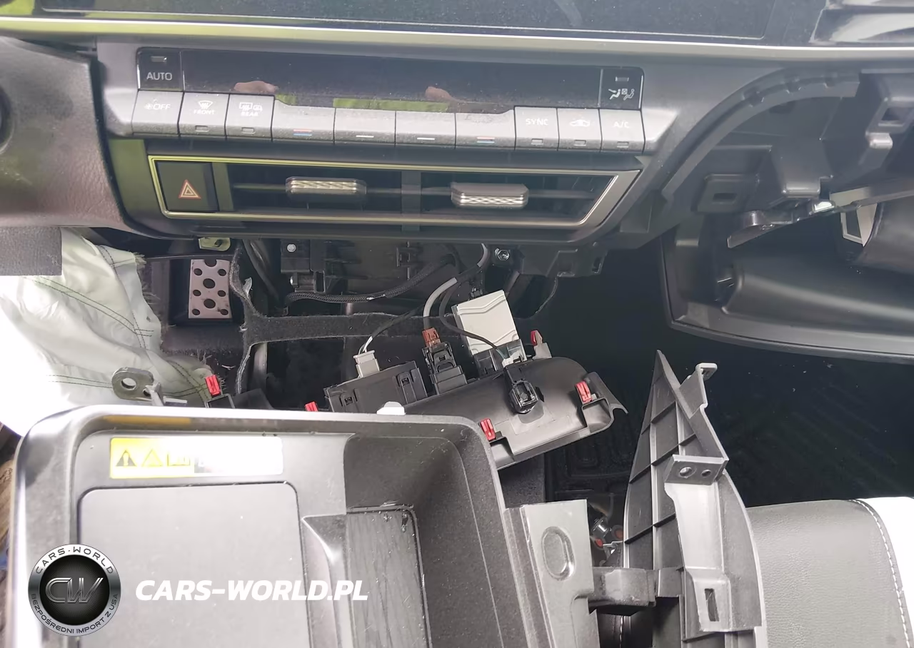 2026 Toyota Camry Se VIN:4T1DAACK9TU211594 - 17