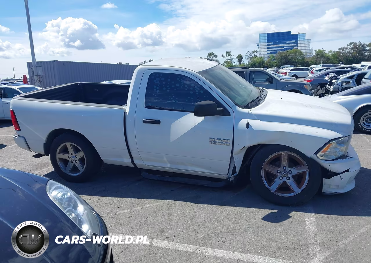 2017 Ram 1500 Express 4X2 6'4 Box VIN:3C6JR6AG4HG742120 - 13