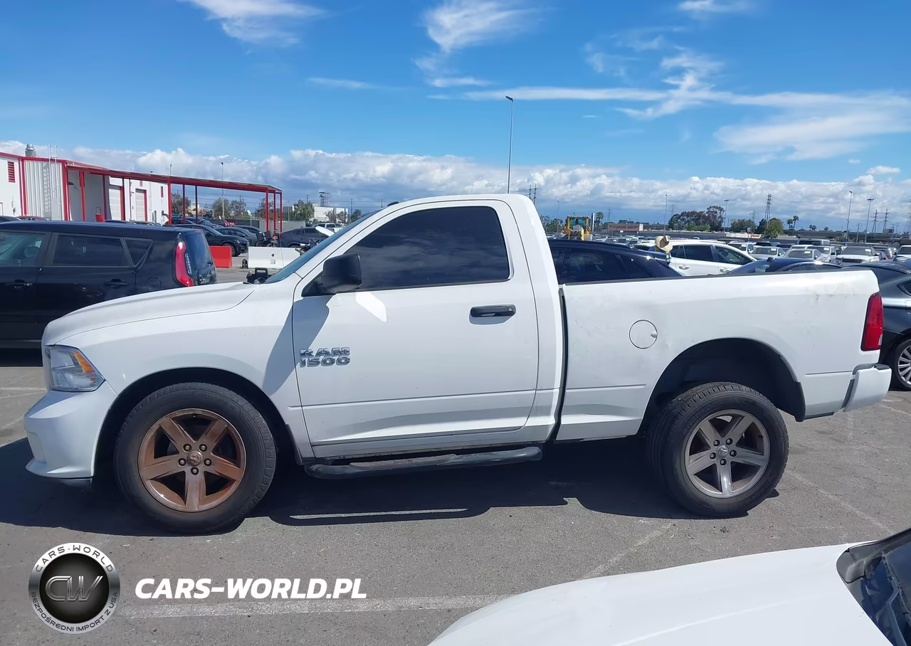 2017 Ram 1500 Express 4X2 6'4 Box VIN:3C6JR6AG4HG742120 - 14