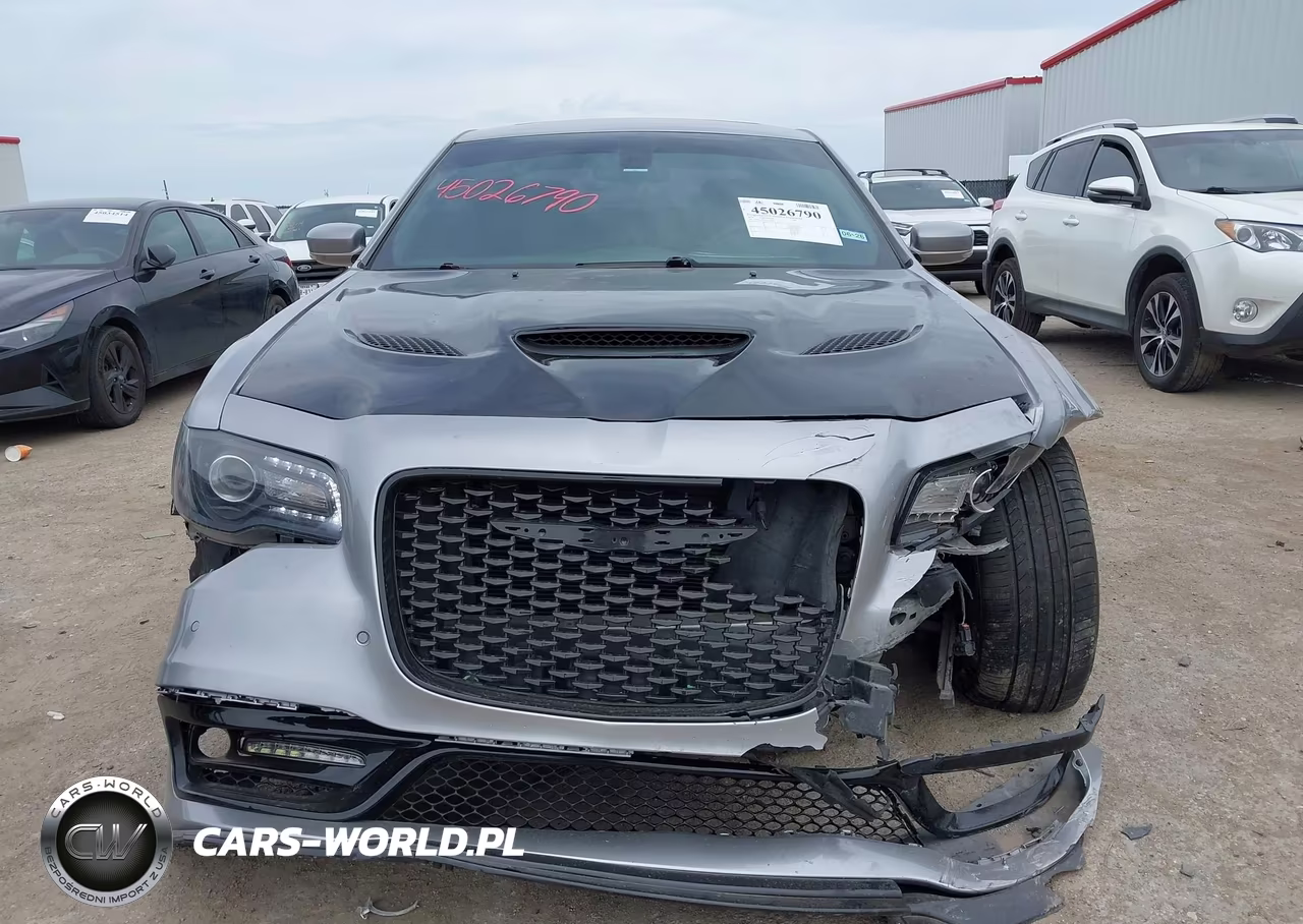 2018 Chrysler 300 300S VIN:2C3CCABG1JH240194 - 12