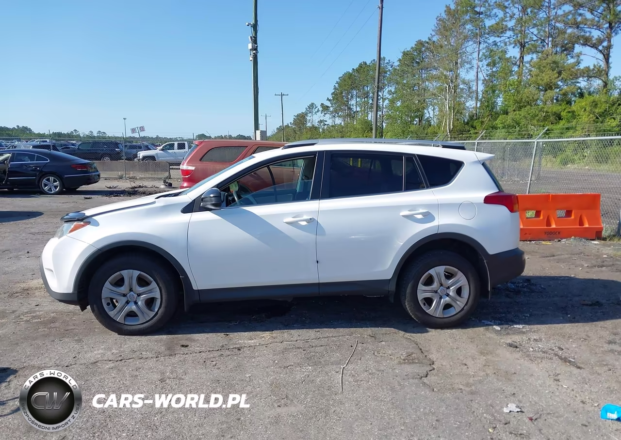 2015 Toyota Rav4 Le VIN:2T3BFREV9FW351025 - 14