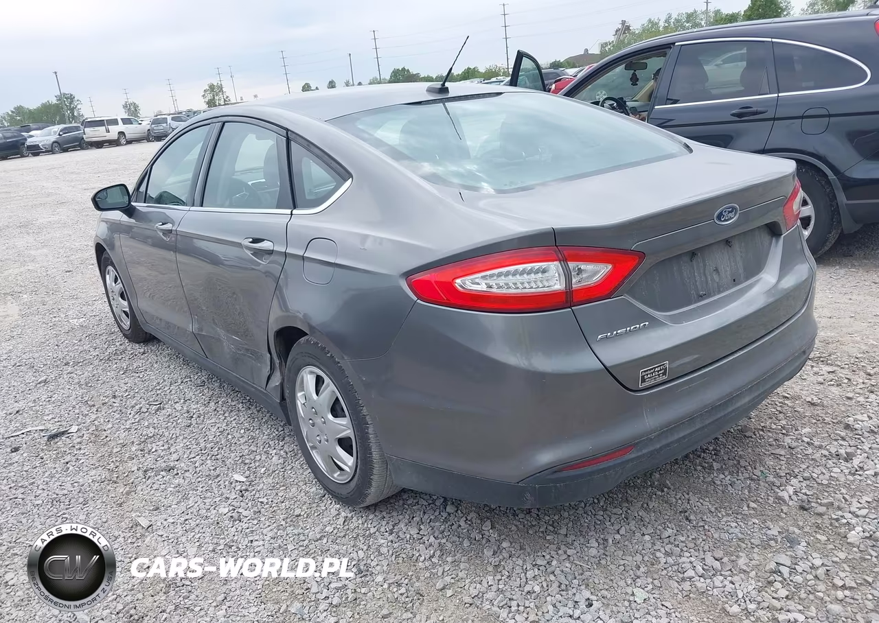 2014 Ford Fusion S VIN:3FA6P0G76ER380967 - 3