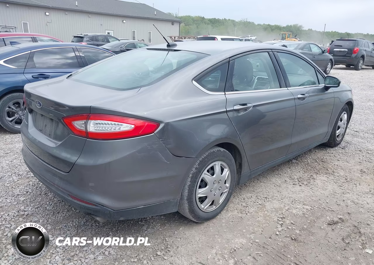 2014 Ford Fusion S VIN:3FA6P0G76ER380967 - 4