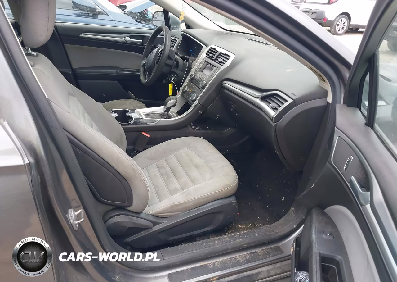 2014 Ford Fusion S VIN:3FA6P0G76ER380967 - 5
