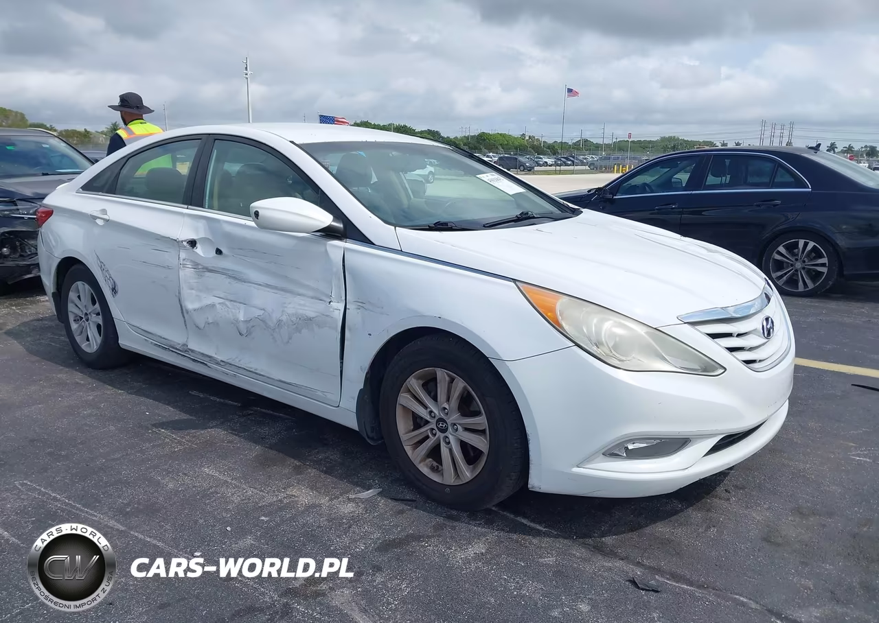 2013 Hyundai Sonata Gls