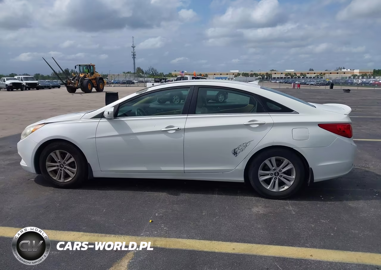 2013 Hyundai Sonata Gls VIN:5NPEB4AC9DH656822 - 14