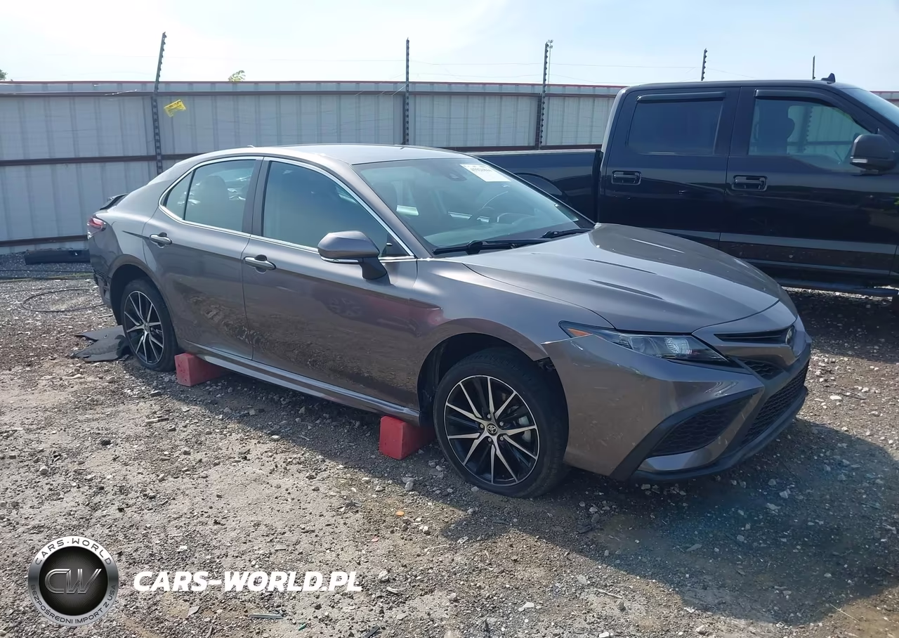 2021 Toyota Camry Se – zdjęcie 1 z 16