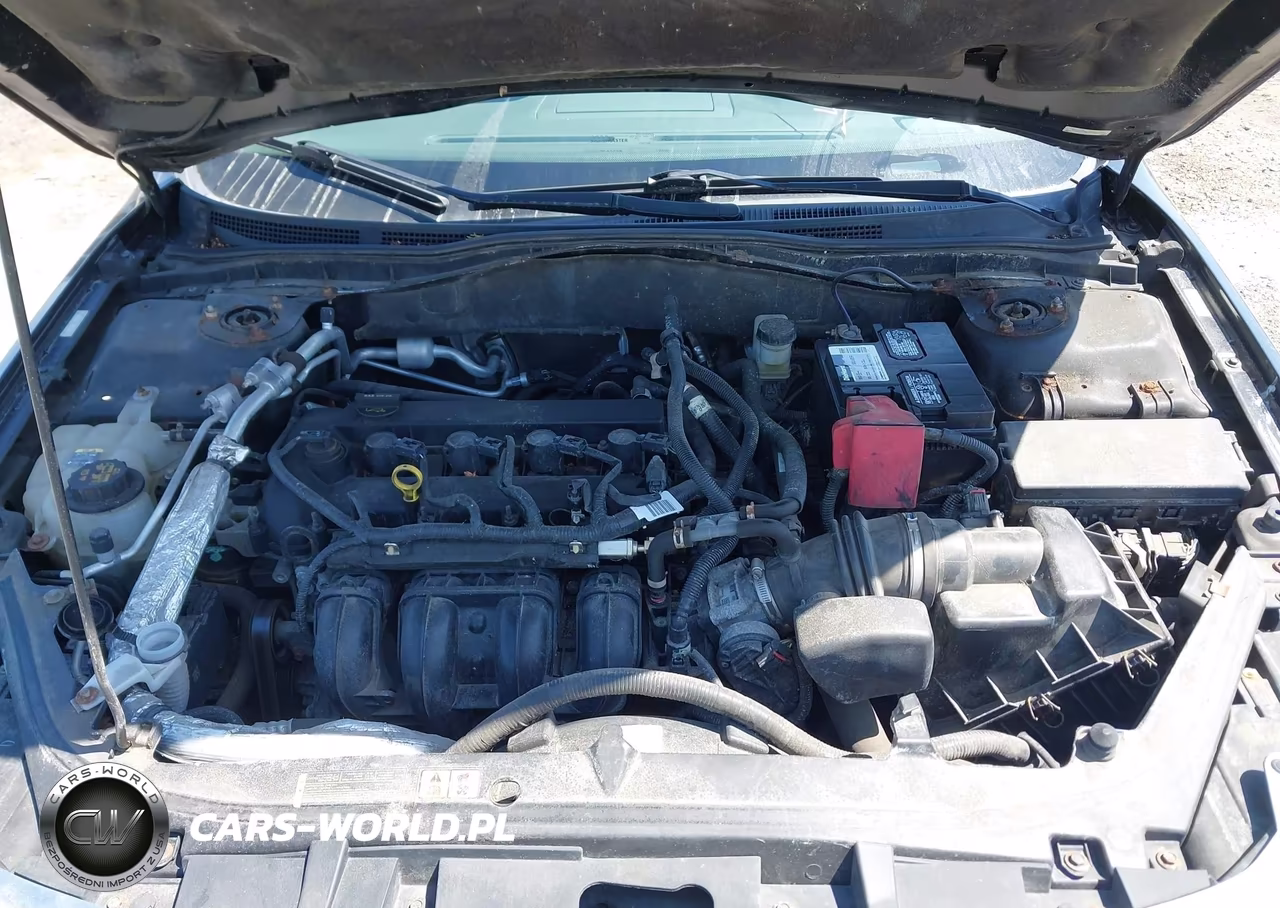 2011 Ford Fusion S VIN:3FAHP0GA3BR255540 - 10
